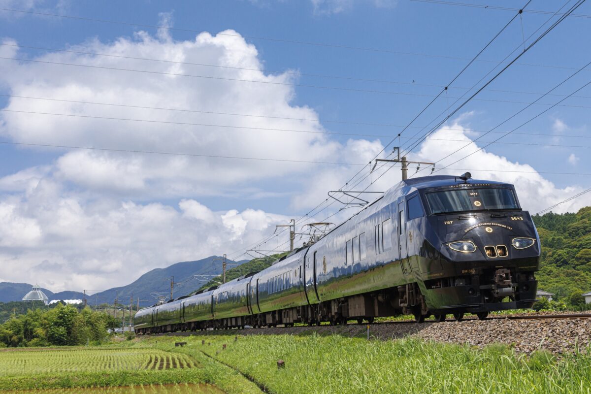 漆黒のボディ『36ぷらす3』