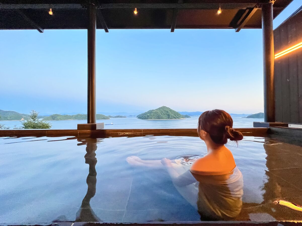 瀬戸内海を望む露天風呂